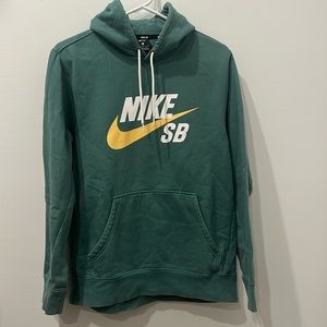 Nike skateboarding hoodie